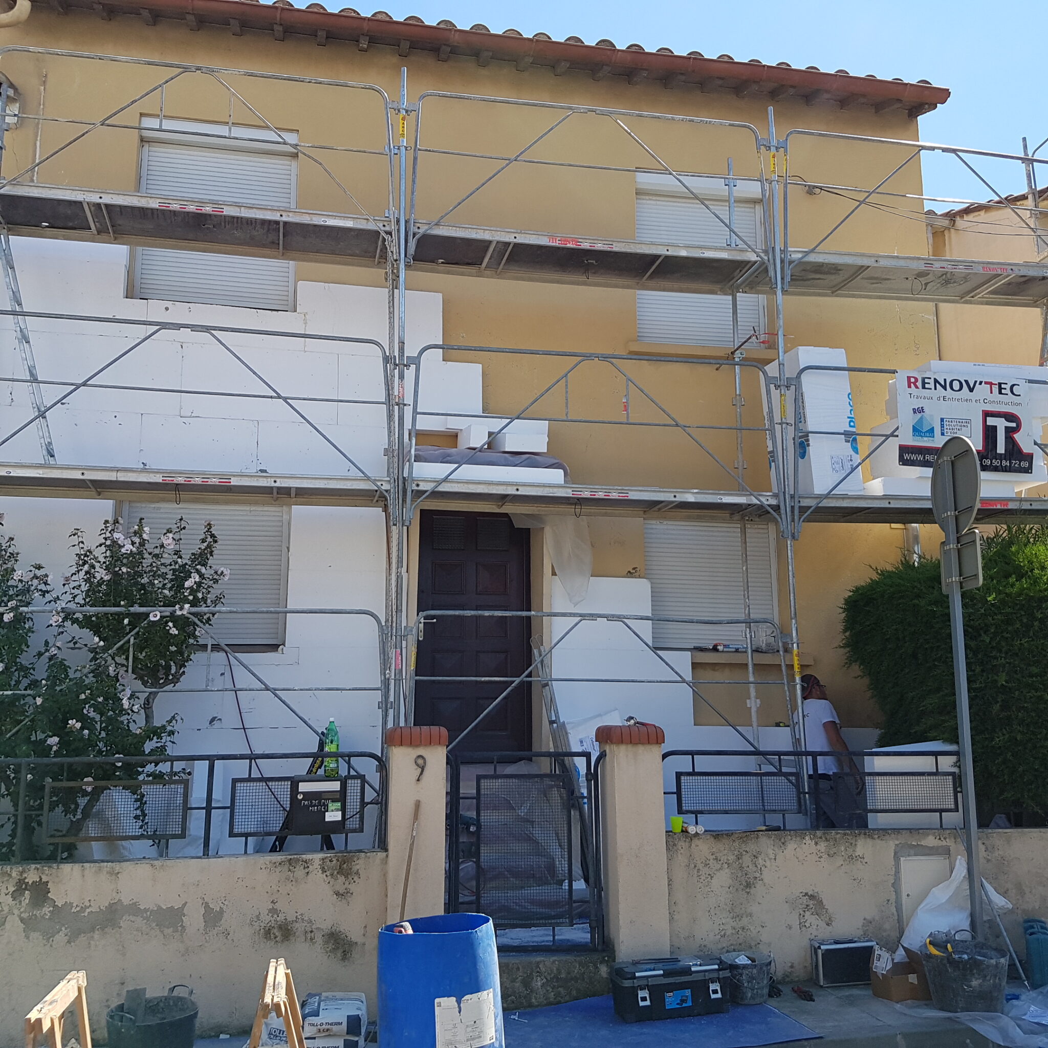 renovation-renov-tec-perpignan-pyrénées-orientales-66-travaux-appartemment-locaux-maison-couverture-maçonnerie-plomberie-peinture-menuiserie-electricité