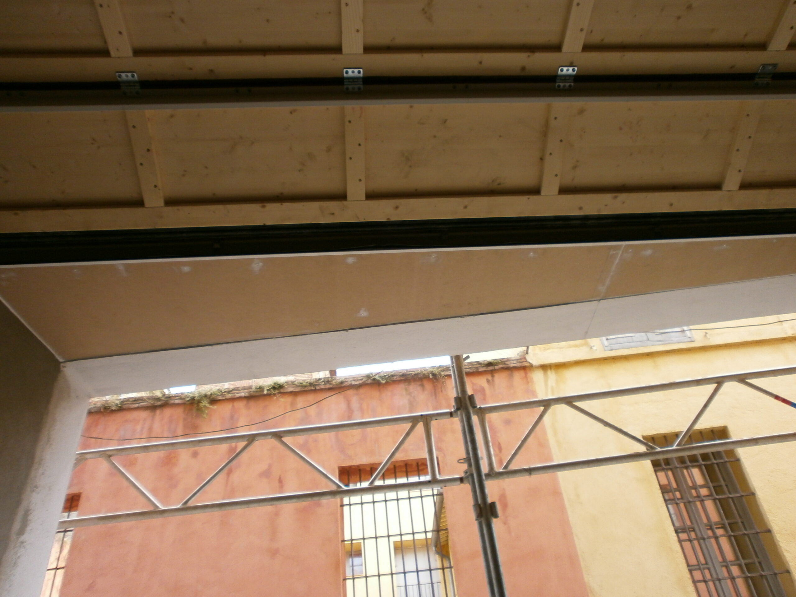 renovation-renov-tec-perpignan-pyrénées-orientales-66-travaux-appartemment-locaux-maison-couverture-maçonnerie-plomberie-peinture-menuiserie-electricité